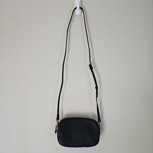 Aritzia Auxiliary Leather Crossbody Bag - Black